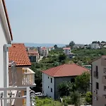 Family Spacious Apartment *
