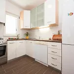 Family Spacious Apartment *