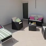 Family Spacious Apartment *