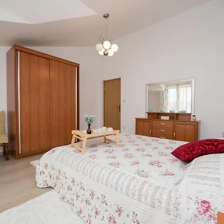 شقة Family Spacious سبليت