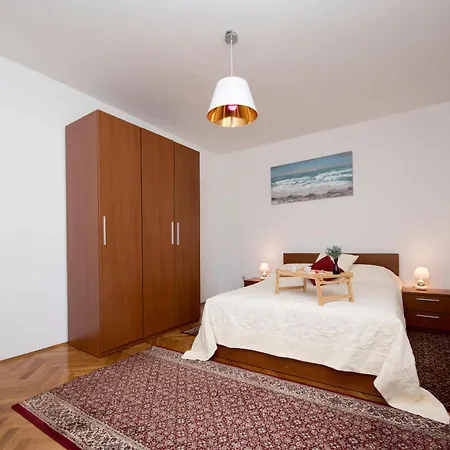 Family Spacious Split