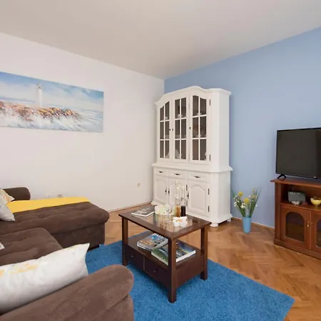 Family Spacious * سبليت