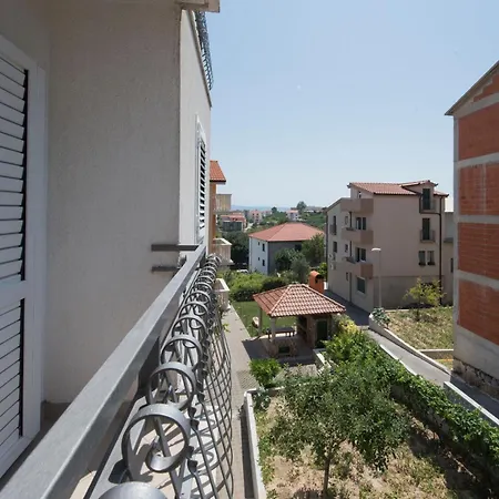 Family Spacious Apartment