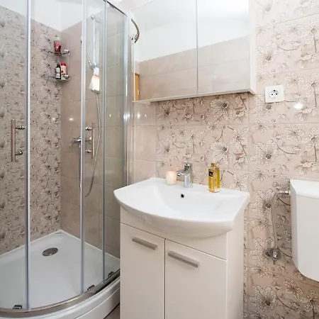 Family Spacious アパート