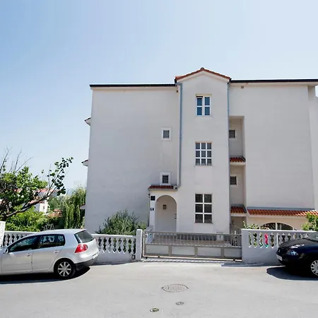 Family Spacious * スプリト