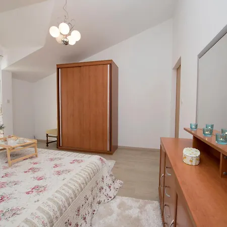 Family Spacious * سبليت