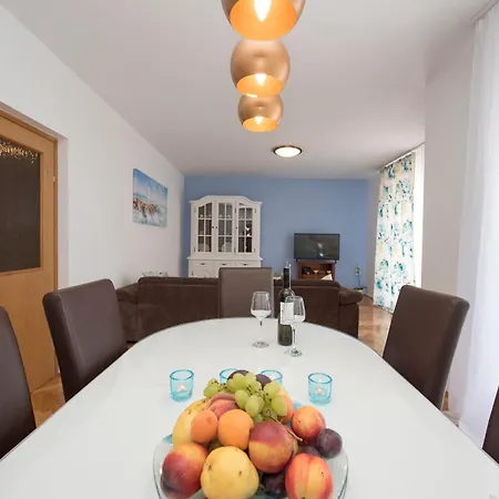 Family Spacious דירה ספליט