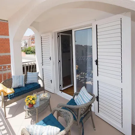 Family Spacious דירה